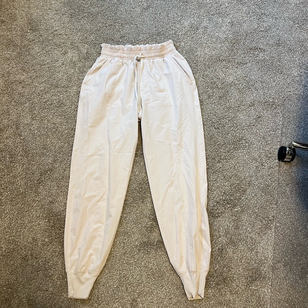 Abercrombie & Fitch Beige Elastic Waist Joggers